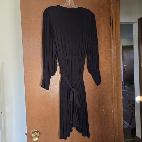 Marie Dress - Sold Out Online - Picture 5 of 5